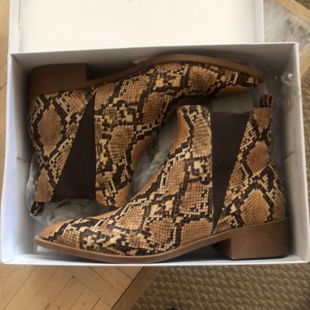 Steve Madden Booties
